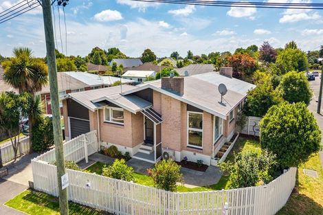 Photo of property in 8 Aorangi Road, Papanui, Christchurch, 8053