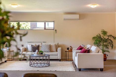 Photo of property in 17 Shackle Lane, Whitby, Porirua, 5024