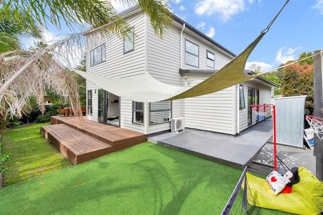 Photo of property in 6a Humphrey Kemp Avenue, Henderson, Auckland, 0612