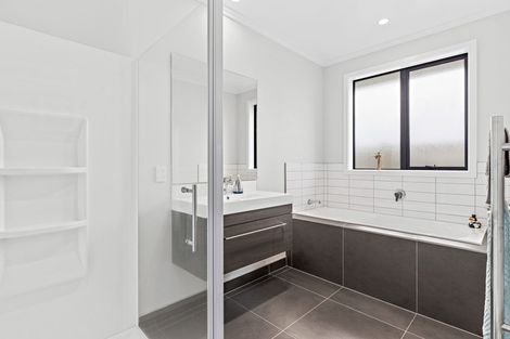 Photo of property in 1 Kia Kaha Drive, Snells Beach, 0920