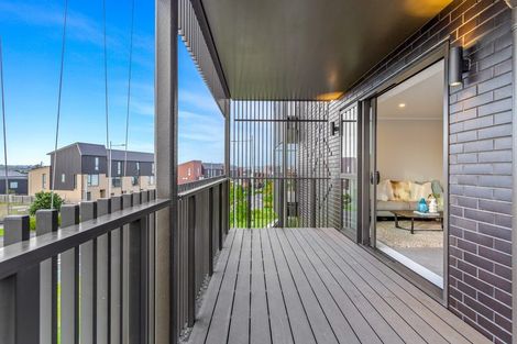 Photo of property in 2/2 Te Rito Road, Hobsonville, Auckland, 0616