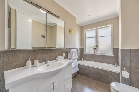 Photo of property in 47 Sanders Avenue, Marewa, Napier, 4110