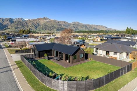 Photo of property in 6 Woodpecker Street, Lake Hawea, Wanaka, 9382