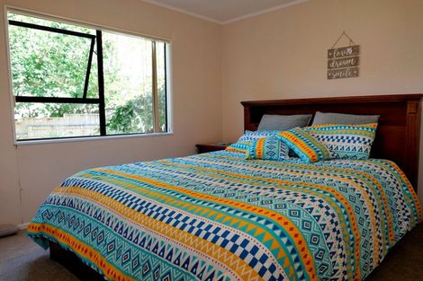 Photo of property in 27 Pitoitoi Street, Otaihanga, Paraparaumu, 5036
