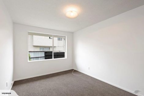 Photo of property in 12 Ruddenklau Lane, Bishopdale, Christchurch, 8053