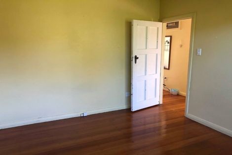 Photo of property in 60 Sunshine Avenue, Karori, Wellington, 6012