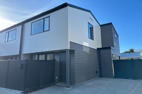 Photo of property in 3e Scanlen Terrace, Kelston, Auckland, 0602