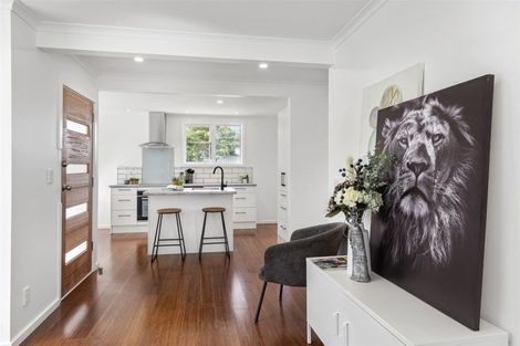 Photo of property in 6 Spur Grove, Titahi Bay, Porirua, 5022