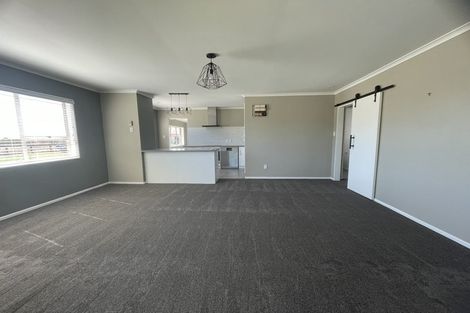 Photo of property in 72 Vista Road, Ohau, Levin, 5570