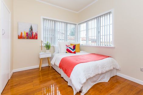 Photo of property in 18 Norana Avenue, Favona, Auckland, 2024