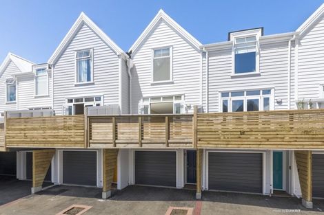 Photo of property in Pirie Street Townhouses, 31/35u Pirie Street, Mount Victoria, Wellington, 6011