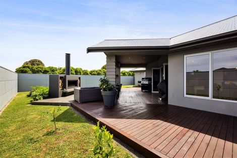 Photo of property in 1 Ta Paora Drive, Bell Block, New Plymouth, 4312