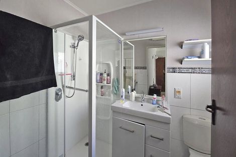 Photo of property in 32b Charles Street, Westshore, Napier, 4110