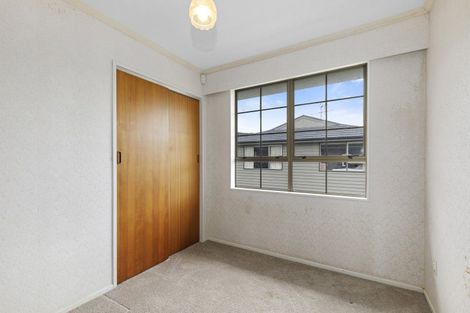 Photo of property in 32 De Menech Grove, Avalon, Lower Hutt, 5011
