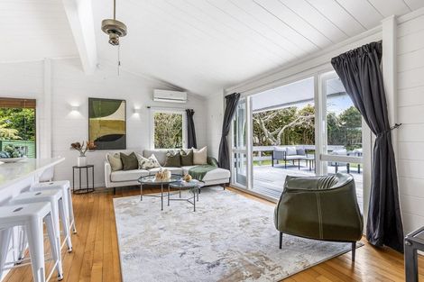 Photo of property in 1 Puketaha Road, Swanson, Auckland, 0816