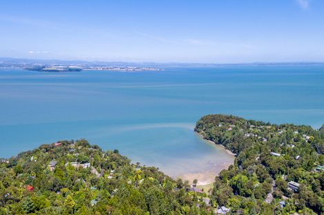 Photo of property in 84 Park Road, Titirangi, Auckland, 0604