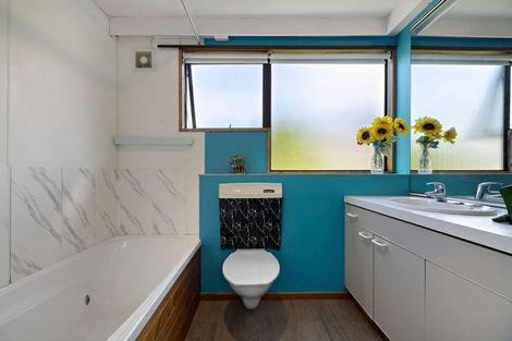 Photo of property in 14 Earnslaw Terrace, Queenstown, 9300