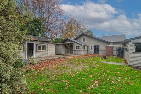Photo of property in 374 College Street, Hokowhitu, Palmerston North, 4410