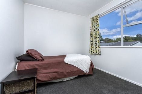 Photo of property in 42 Hellyers Street, Birkdale, Auckland, 0626