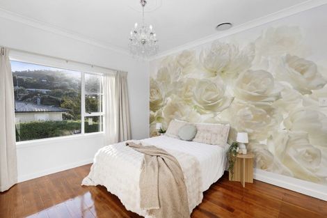 Photo of property in 53 The Drive, Tawa, Wellington, 5028