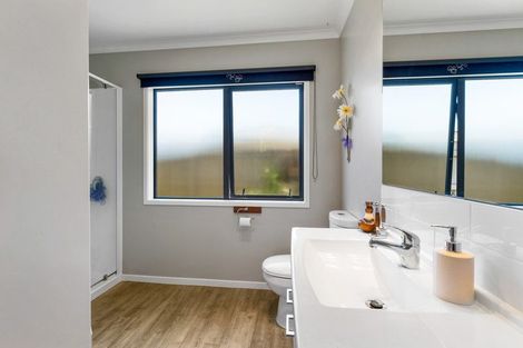 Photo of property in 7 Aqua Way, Paraparaumu, 5032