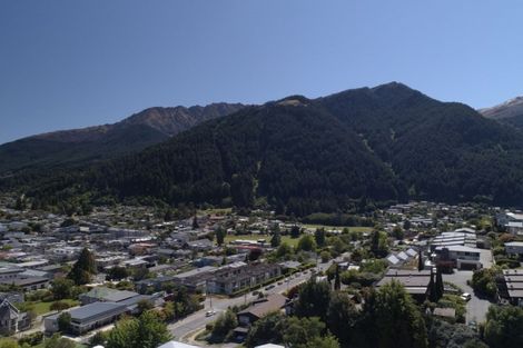 Photo of property in 8 Kent Street, Queenstown, 9300