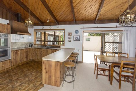 Photo of property in 242 Baylys Coast Road, Dargaville, 0377