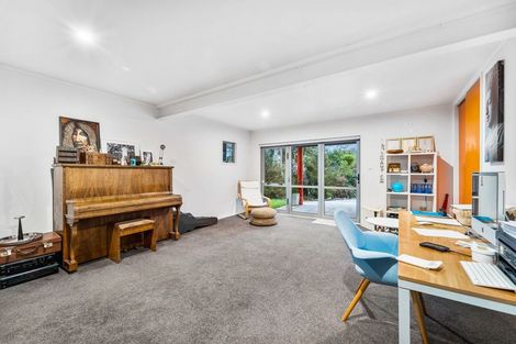 Photo of property in 120 Tiriwa Drive, Massey, Auckland, 0614