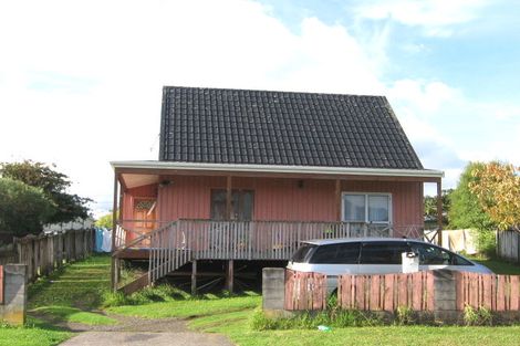 Photo of property in 3 Imperial Place, Henderson, Auckland, 0612