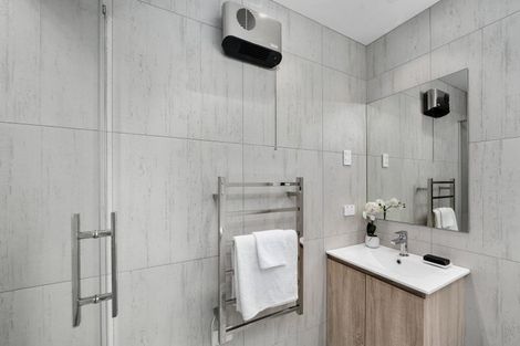 Photo of property in 6 Wai Court, Takapuna, Auckland, 0622
