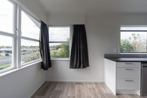 Photo of property in 22 Poaka Avenue, Dinsdale, Hamilton, 3204