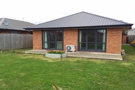 Photo of property in 8 Woodham Courts, Linwood, Christchurch, 8062