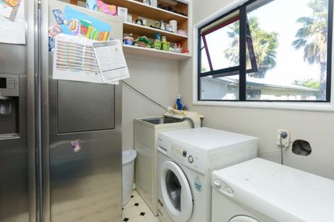 Photo of property in 9 Anzac Avenue, Onekawa, Napier, 4110