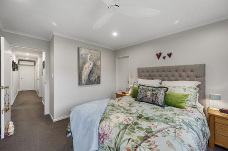 Photo of property in 9 Harrison Court, Clive, 4102