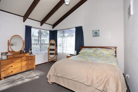 Photo of property in 12b Oxford Street, Marton, 4710