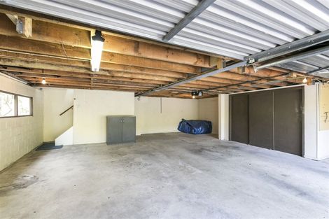 Photo of property in 32 Simla Crescent, Khandallah, Wellington, 6035