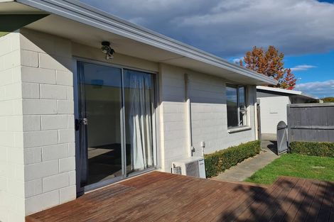 Photo of property in 10 Brogar Place, Casebrook, Christchurch, 8051