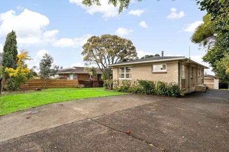 Photo of property in 19 Spence Road, Henderson, Auckland, 0612