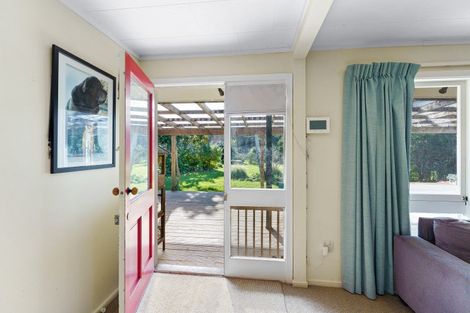 Photo of property in 92 Rahui Road, Otaki, 5512