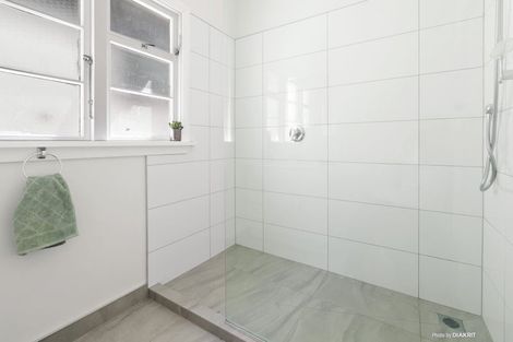 Photo of property in 122 The Parade, Island Bay, Wellington, 6023