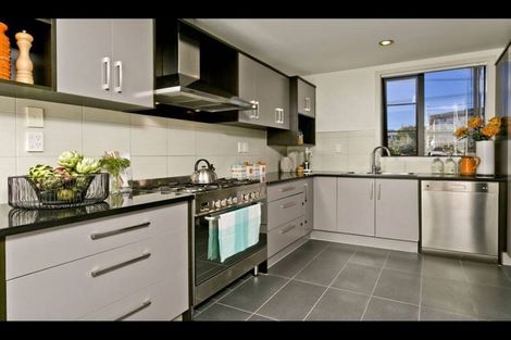 Photo of property in 73a Nile Road, Milford, Auckland, 0620