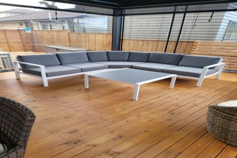 Photo of property in 23 Riverglade Parkway, Te Atatu South, Auckland, 0610