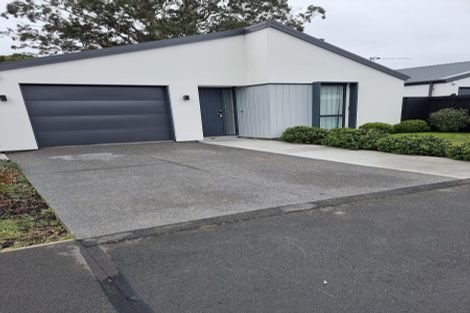 Photo of property in 16 Horoeka Street, Avonhead, Christchurch, 8042