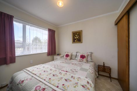 Photo of property in 66 Ruamahanga Crescent, Terrace End, Palmerston North, 4410