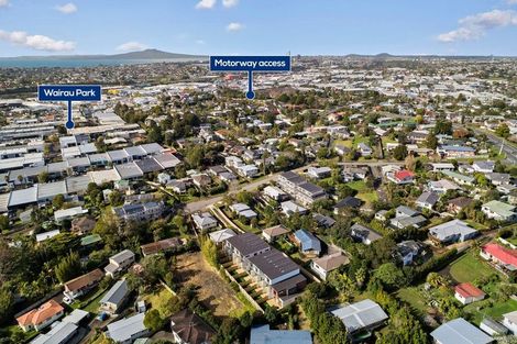 Photo of property in 3/28 Ludlow Terrace, Totara Vale, Auckland, 0627