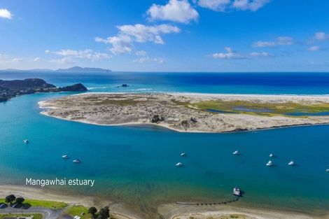 Photo of property in 10 Lakeview Lane, Mangawhai, 0573