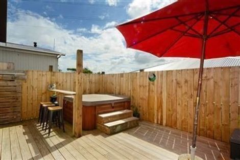Photo of property in 24a/1 Waimumu Road, Massey, Auckland, 0614