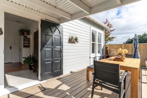 Photo of property in 34 Fisher Place, Carterton, 5713