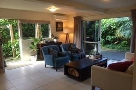 Photo of property in 4a/3 Corrella Road, Belmont, Auckland, 0622