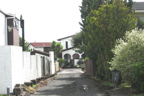 Photo of property in 2/18 Matuhi Rise, Henderson, Auckland, 0612
